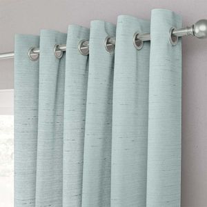 Cortinas de Brillo Delicado