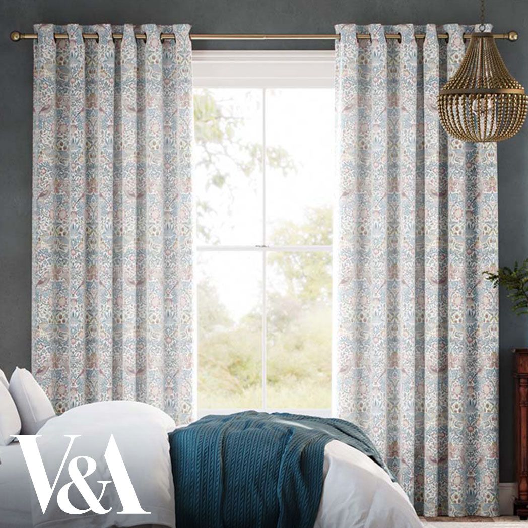 Strawberry Thief Rose Chalk 11771