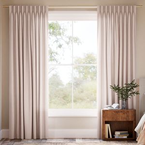 Wisteria Reverie 15932