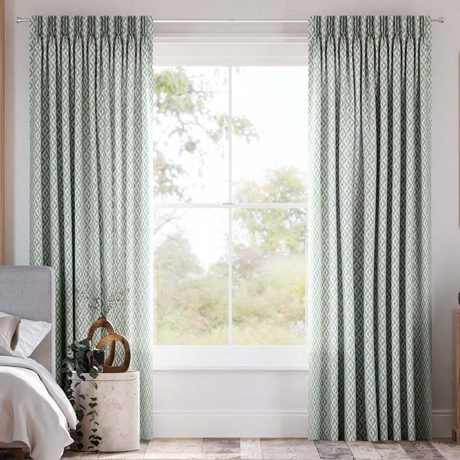 Ivy Waters 15364
