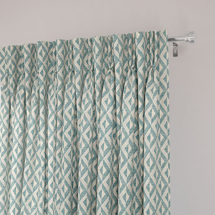 Ivy Waters 15364
