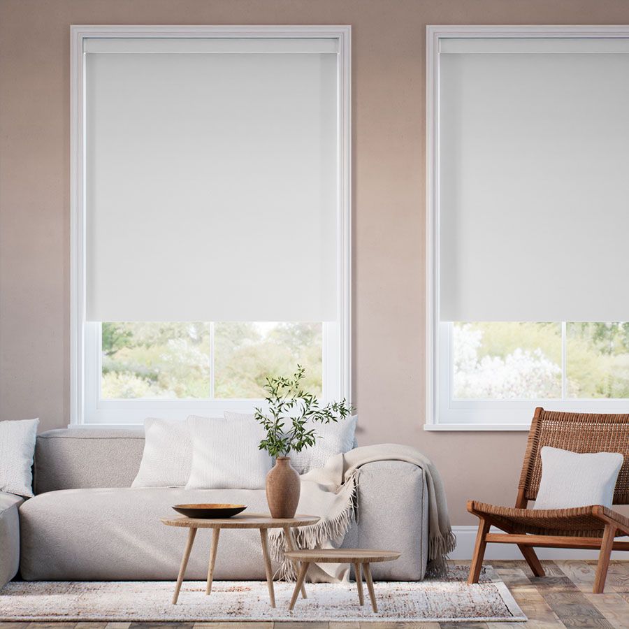White 6748