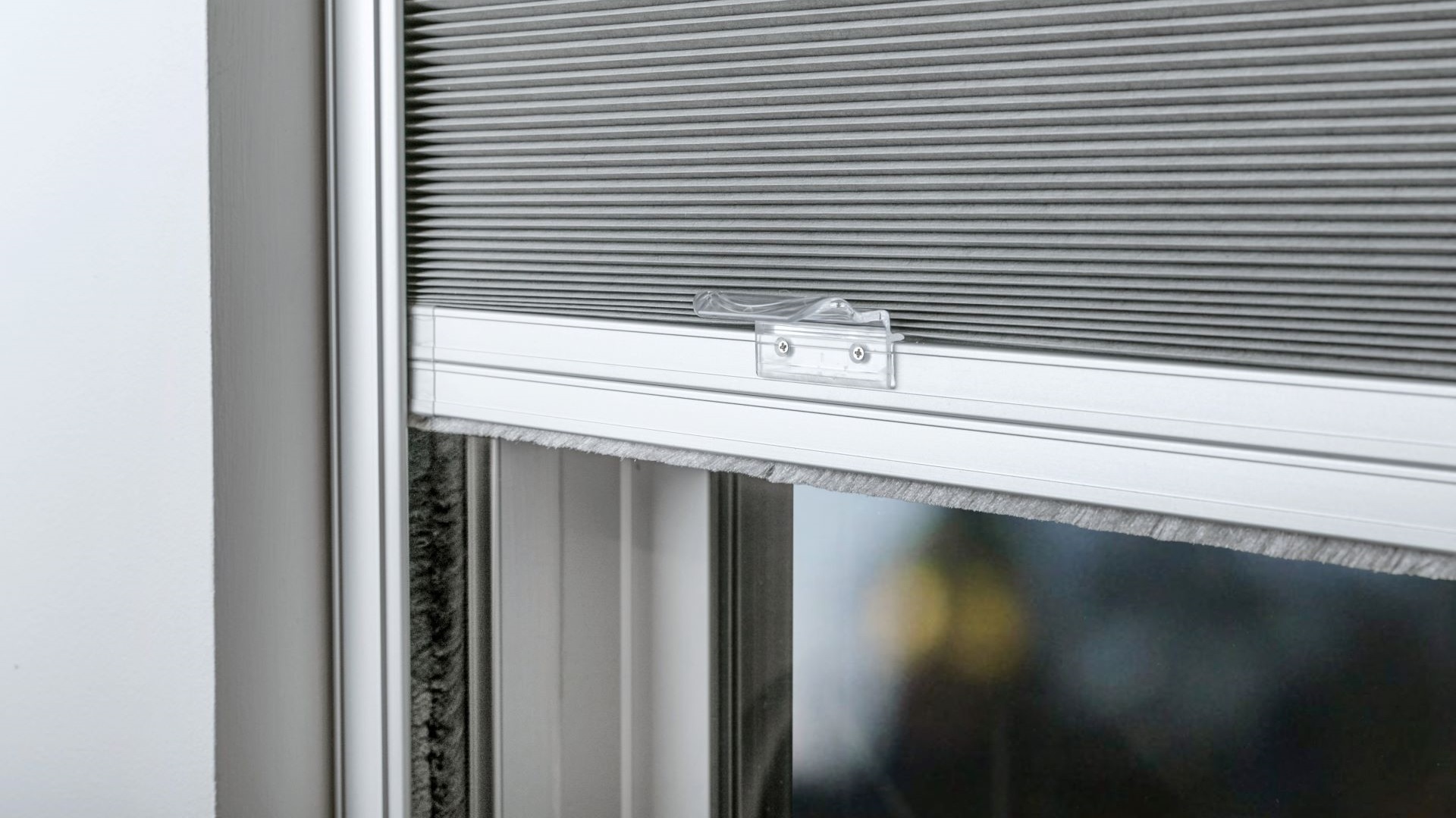 Stick to fit no drill blinds